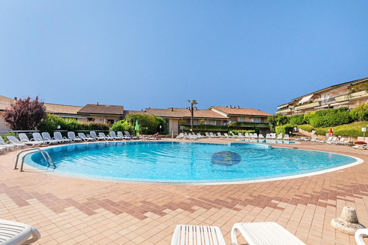 Kristall Lago 233 Apartment By Wonderful Italy ديسينسانو ديل غاردا المظهر الخارجي الصورة